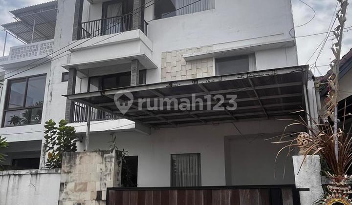 Rumah View Rice Field Dekat Pantai Batu Bolong Rumah View Rice Field Dekat Pantai Batu Bolong