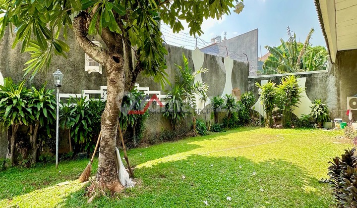 Ready-to-Live House Can Be Used for Office in Kemang Complex, South Jakarta 2