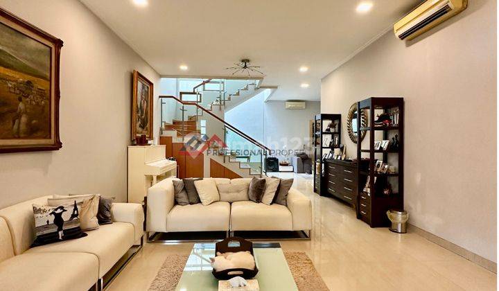 Rumah fully furnished dalam townhouse Pancoran, Jakarta Selatan