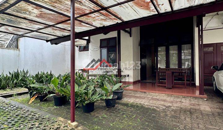 harga menarik rumah dalam komplek besar di Pangkalan jati Cinere 1