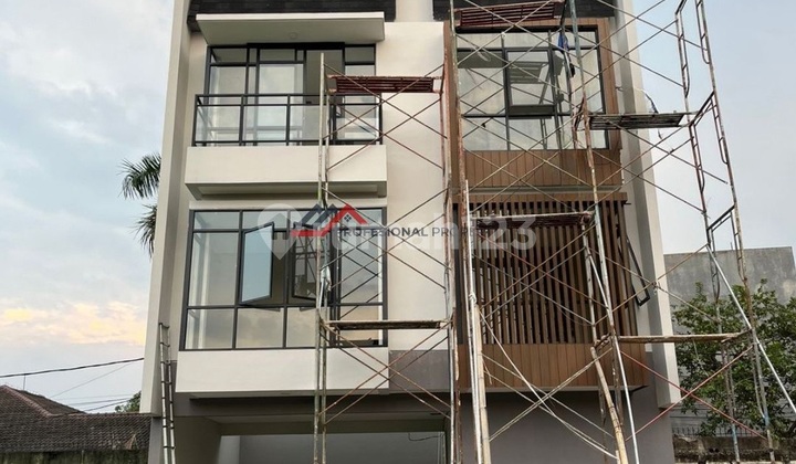Rumah Baru Dalam Townhouse Harga Menarik Stok Terbatas Di Kemang Jakarta Selatan Rumah Baru Dalam Townhouse Harga Menarik Stok Terbatas Di Kemang Jakarta Selatan