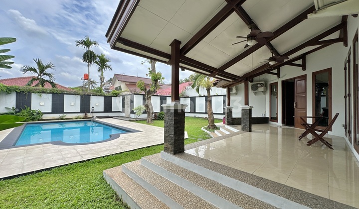 Resort Concept House in Ampera Kemang, South Jakarta Resort Concept House in Ampera Kemang, South Jakarta