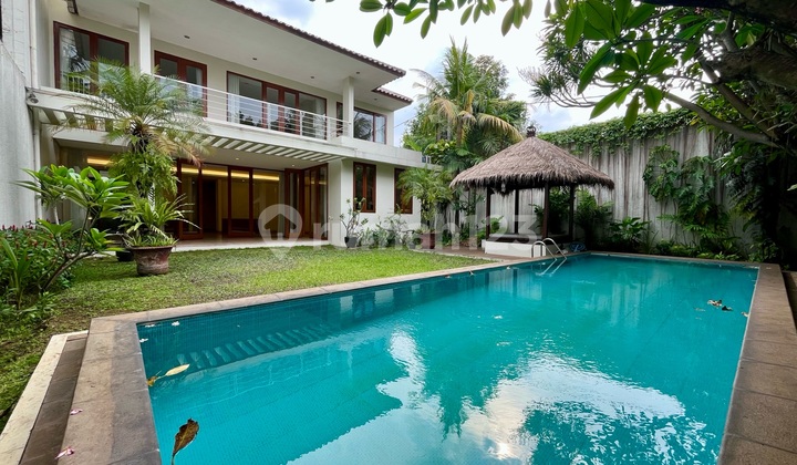 Rumah Mewah Di Kemang Bebas Banjir Jakarta Selatan Rumah Mewah Di Kemang Bebas Banjir Jakarta Selatan