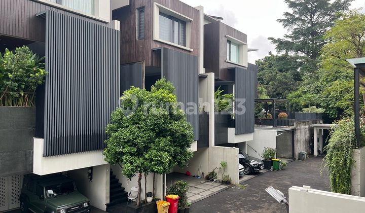 Luxury House in Cipete Complex Near Citos Mall South Jakarta