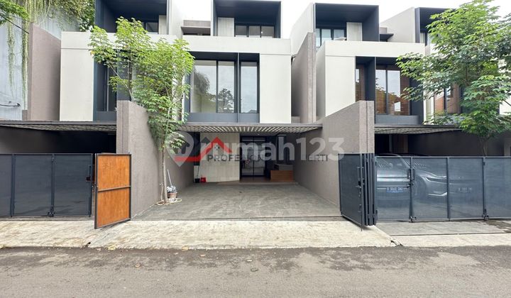 Rumah Baru Minimalis Modern Lingkungan Nyaman Di Kemng Jakarta Selatan