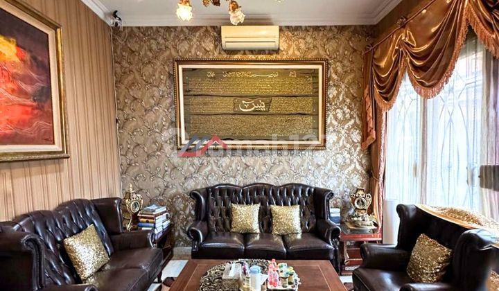 Rumah Siap huni Dalam Town House Dengan Private Pool di Fatmawati Cilandak, Jakarta Selatan