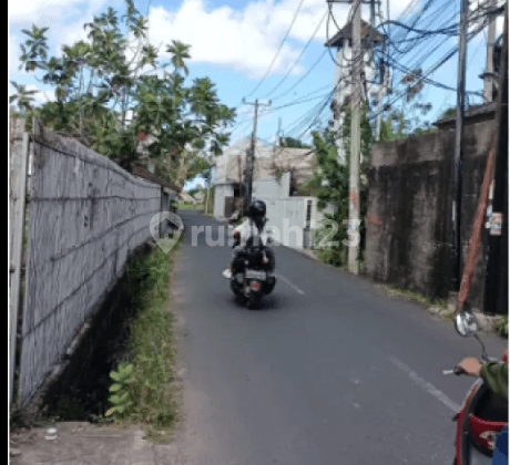 Tanah di jln Bumbak Arah Ke Short Cut Bumbak Brawa Canggu, Badung 1