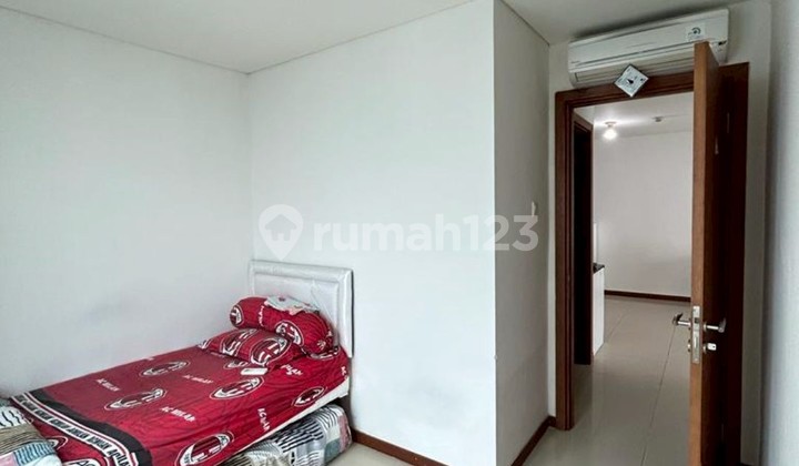 Disewakan Kondominium Green Bay Pluit Luas 2br SEMI Furnish  2