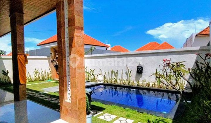 Villa Modern 2 Kamar Tidur Sudah Ada Kolam Renang dan Taman 2