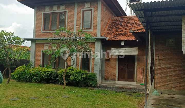 For Rent Rumah Bagus di Sanur Luas Tanah 6 Are 2 Lantai 2