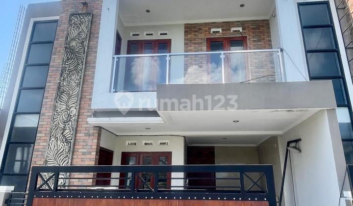 Rumah Baru Lantai 2 dekat Sekolah dan pasar Rumah Baru Lantai 2 dekat Sekolah dan pasar