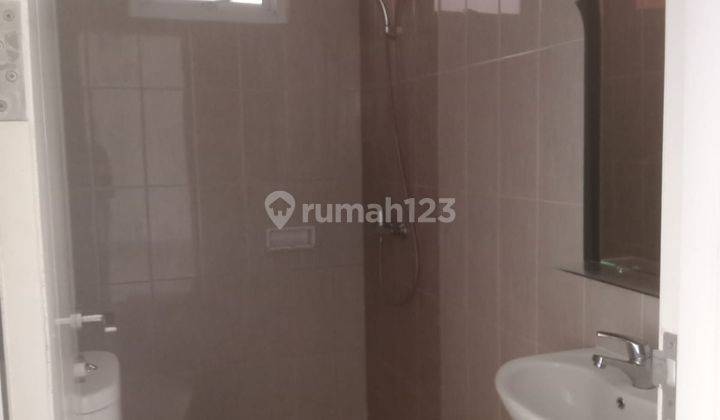 Rumah di Disewakan minimal 2 thn rumah Omaha village gading serpong 3 Lantai SHM Bagus  9