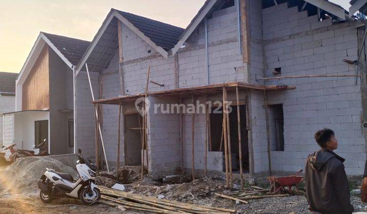 Rumah cluster Sangat Sertategis Laris manis Di Bekasi  2