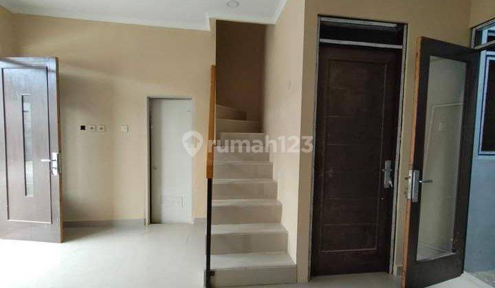 Di Jual Rumah Dua Lantai Tanpa Dp 0% Tanah Tinggi Bekasi  2