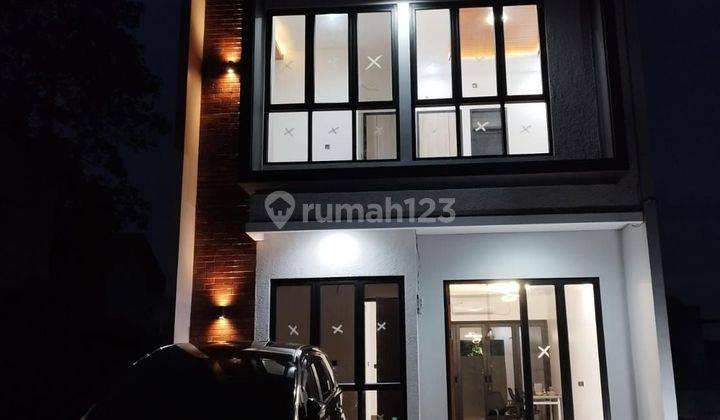 Jual Rumah Dua Lantai  laris Manis Di Bintaro Jakarta Selatan 1