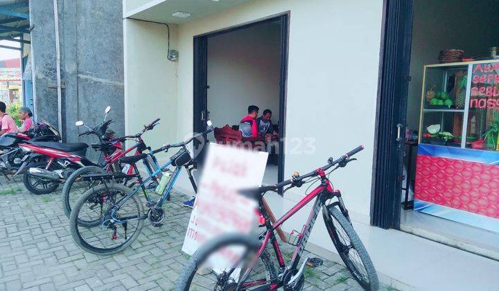 Hunian Pinggir Jalan Ds Wanakarta Bojonegara 2 Lantai 14
