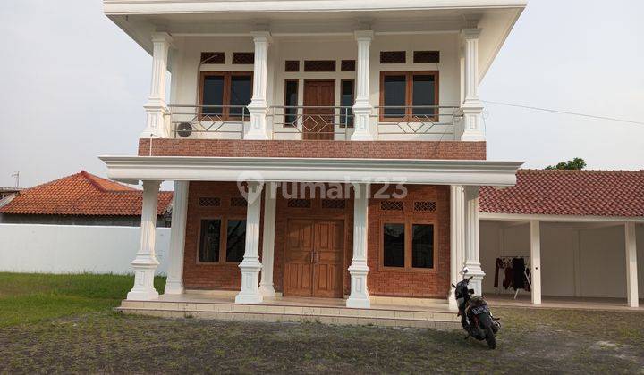 Rumah 2 lantai dan bebas banjir 1