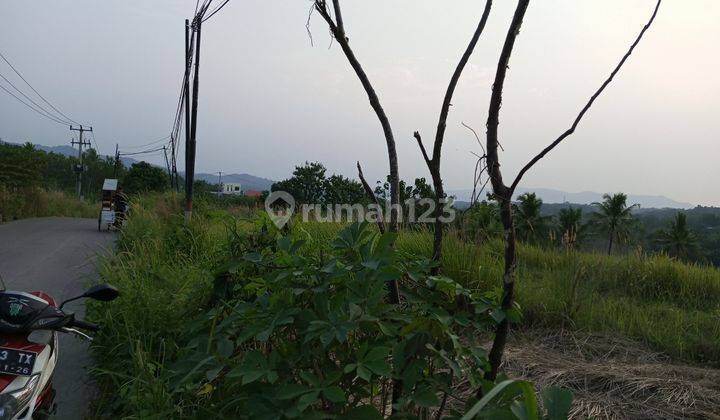 Lokasi Tanah Datar dan siap bangun. 2