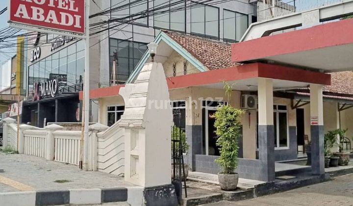 Hotel Dan Restoran Bagus Pusat Kota Akses Tol