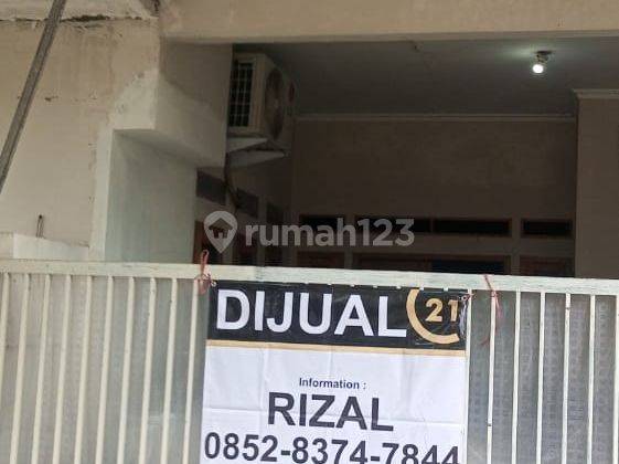 Hunian Bagus 2 Lantai Pci Blok C Siap Ditempati 1