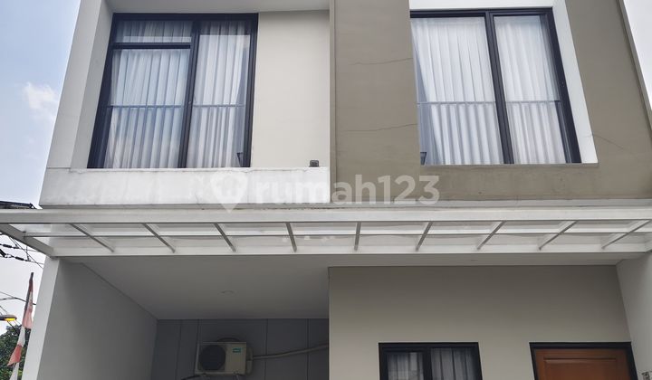 Dijual Rumah 2 Lantai 2 Menit Tol LRT Bekasi Timur