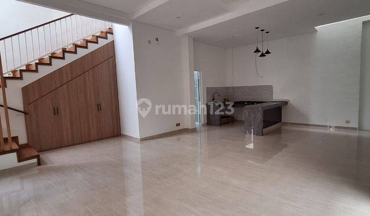 Dijual Rumah Baru di Kucica Sektor 9 Bintaro 2