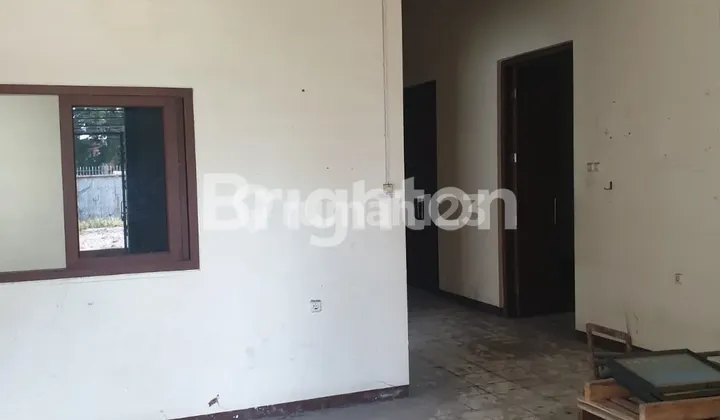 GUDANG DAN KANTOR PINGGIR JALAN RAYA IMAM BONJOL PURWOSARI SEMARANG UTARA DEKAT QUEEN CITY MALL STASIUN TAWANG GUDANG DAN KANTOR PINGGIR JALAN RAYA IMAM BONJOL PURWOSARI SEMARANG UTARA DEKAT QUEEN CITY MALL STASIUN TAWANG