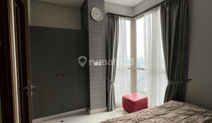 disewakan 3 bedroom full furnish taman anggrek residence 2