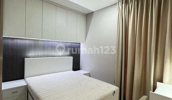 disewakan 3 bedroom full furnish taman anggrek residence