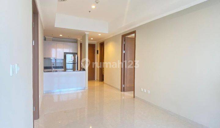 Disewakan 2+1 Bedroom Semi Furnish Condo Taman Anggrek Residence 1