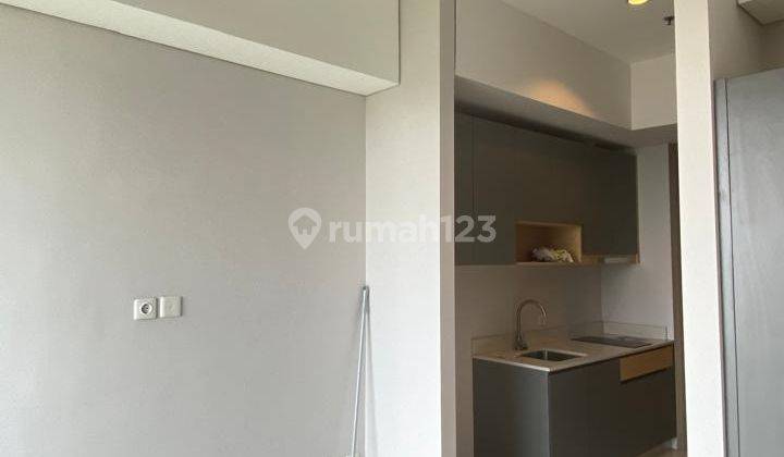 Disewakan Studio Semi Furnish Taman Anggrek Residence 1