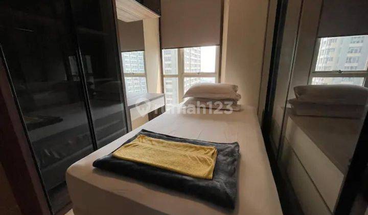 disewakan 3+1 bedroom condo full furnish taman Anggrek residence 2