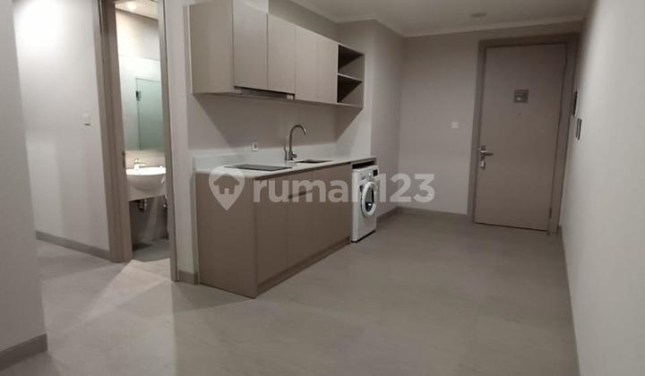 disewakan 3 bedroom semi furnish menara jakarta kemayoran 2