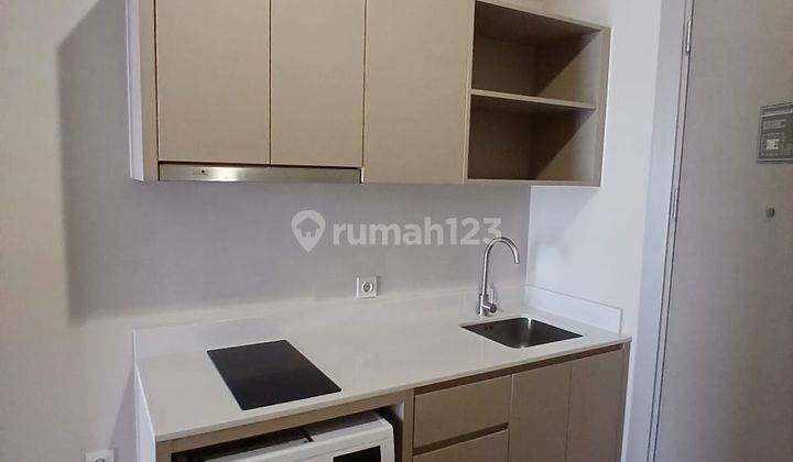 Disewakan 1 Bedroom Semi Furnish Menara Jakarta Kemayoran Jakarta Pusat 2