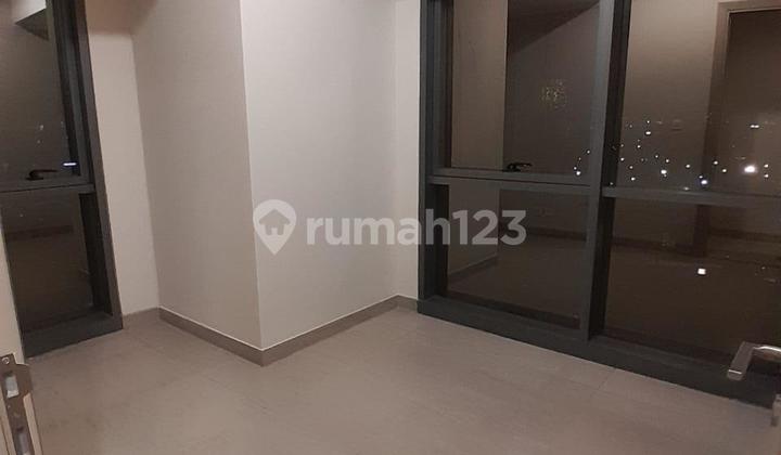 For Rent 3 Bedroom Semi Furnished Menara Jakarta Kemayoran 2