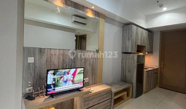 Disewakan 2 Bedroom Furnish Taman Anggrek Residence 1