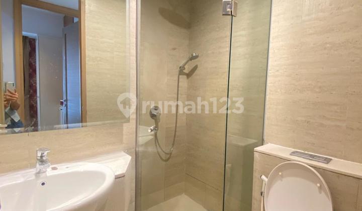 disewakan 2 bedroom full furnish taman anggrek residence 2