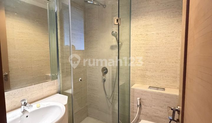 Disewakan 1 Bedroom Semi Furnish Taman Anggrek Residence 2