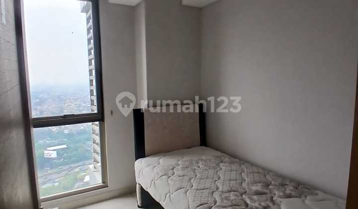 disewakan 3 bedroom furnish taman anggrek residence 2