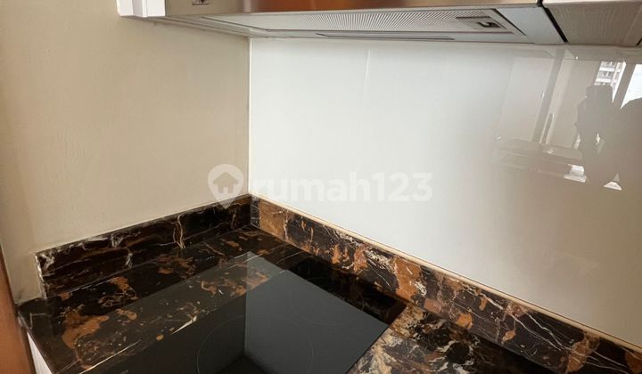 Apartemen Taman Anggrek Residense Tower B Uk 99m2 , Semi Furnish , Unit Baru , Jakarta Barat  16