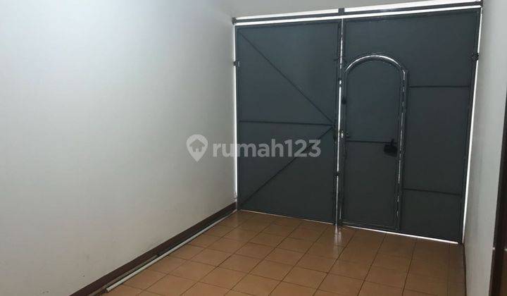 Rumah Nyaman Untuk Kumpul Keluarga di Sumber Sari 2