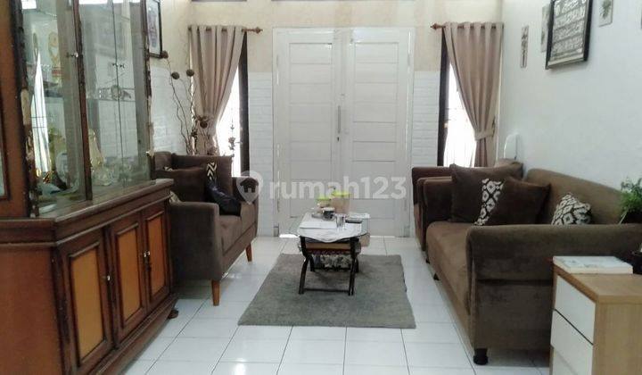 Rumah Cantik Modern Minimalis di Permata Kopo 1