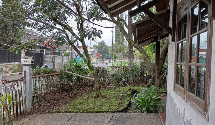 Rumah Luas Bangunan Lama di Kopo Permai 2