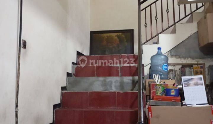 Ruko + Kost 3 Lantai, Lokasi Ramai di Cigondewah 2