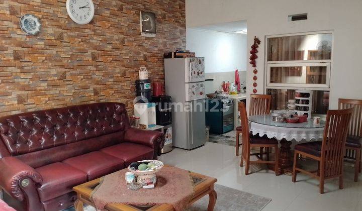 Rumah Bagus Ada Taman Dan Ruang Terbuka di Rancamanyar Cluster 1