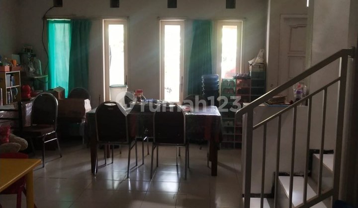 Rumah di Senayan Dalam Cluster Strategis 2