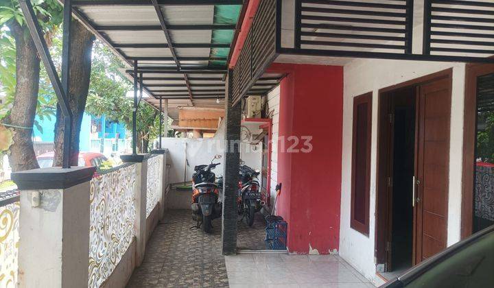 Rumah 2 Lantai Bagus Unfurnished SHM Taman Cikunir Indah 8