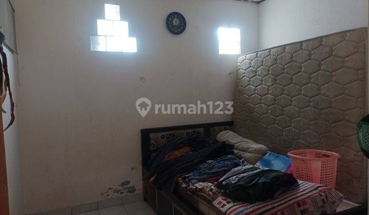 Rumah 2 Lantai Bagus Unfurnished SHM Taman Cikunir Indah 18