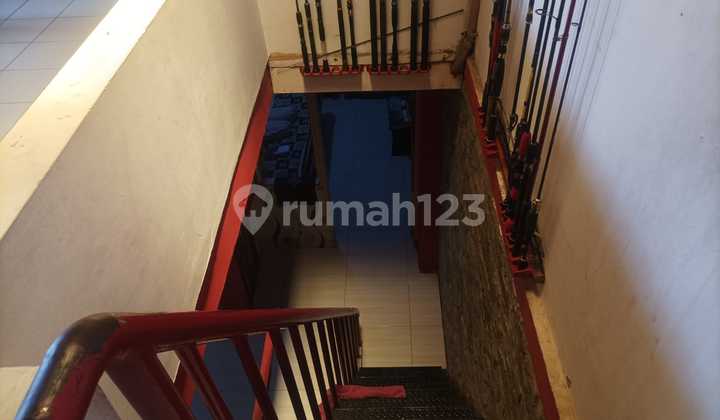 Rumah 2 Lantai Bagus Unfurnished SHM Taman Cikunir Indah 25