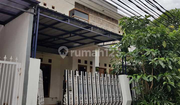 Rumah 2 Lantai Bagus Siap Huni Duren Sawit Jakarta Timur 2
